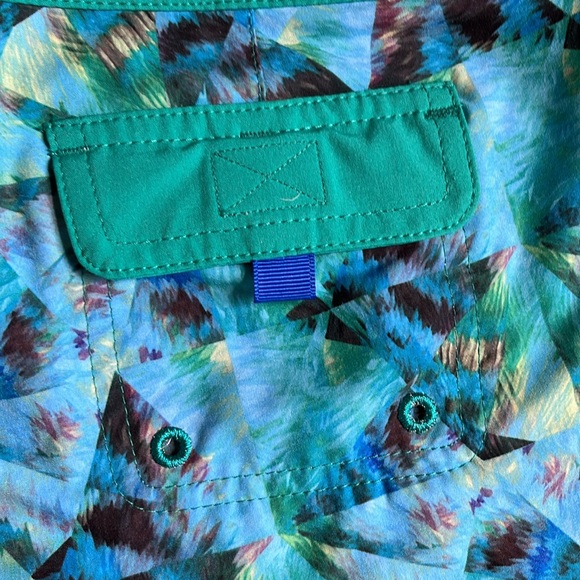Prana Emerald Pinwheel Makenna Boardshort - Picture 4 of 7